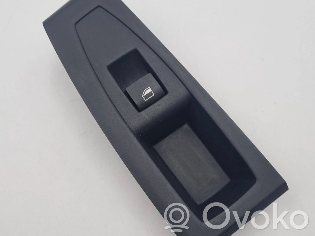 BMW 2 F45 Electric window control switch 