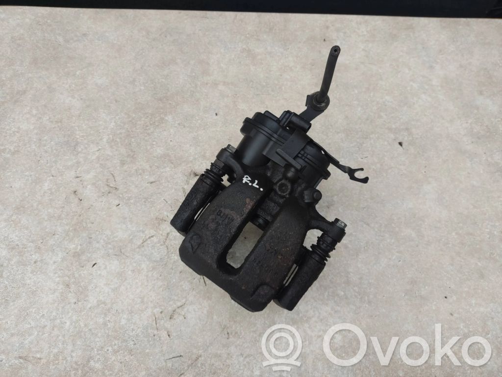 BMW 5 G30 G31 G38 Etrier frână spate 