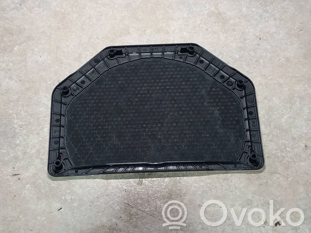 Subwoofer grill/trim   4913631,6925337,65136925337