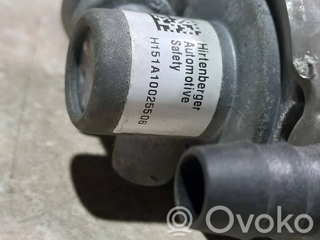 BMW 5 F10 F11 Pedestrian airbag 