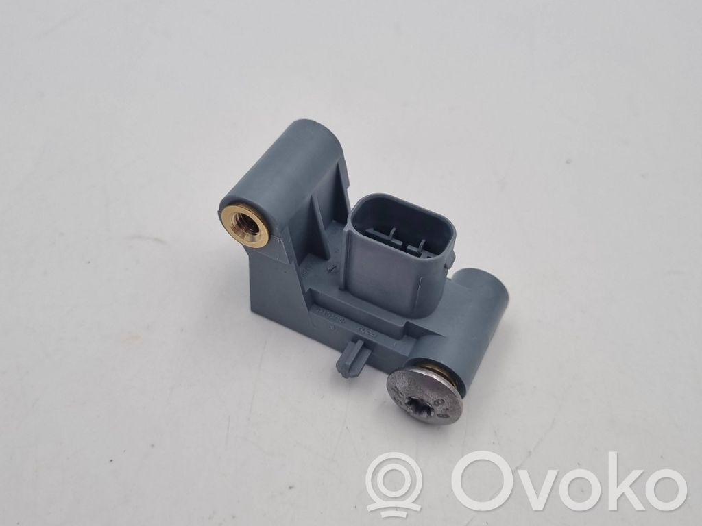 BMW 5 F10 F11 Airbag deployment crash/impact sensor 