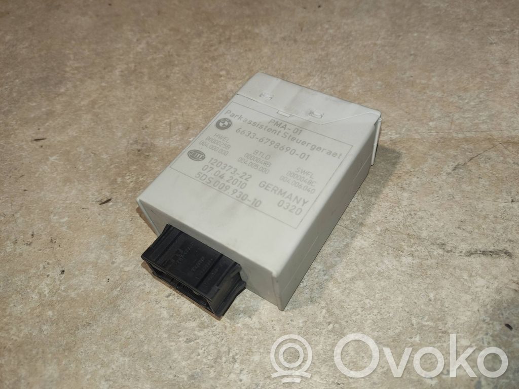 BMW 5 F10 F11 Parking PDC control unit/module 