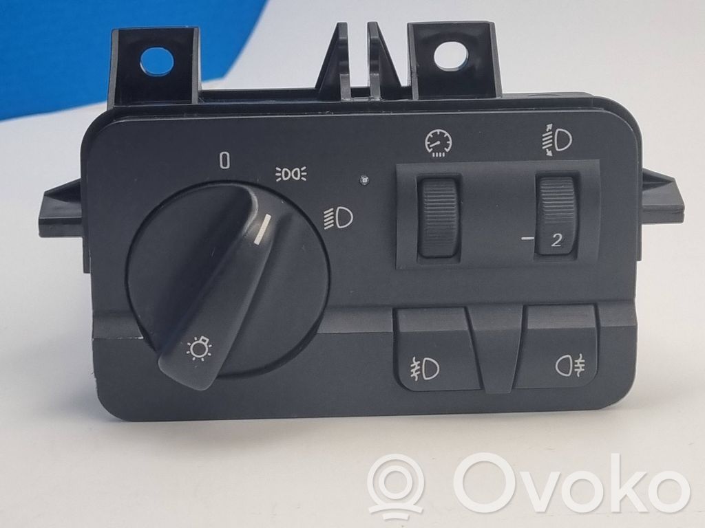 BMW 3 E46 Light module LCM 