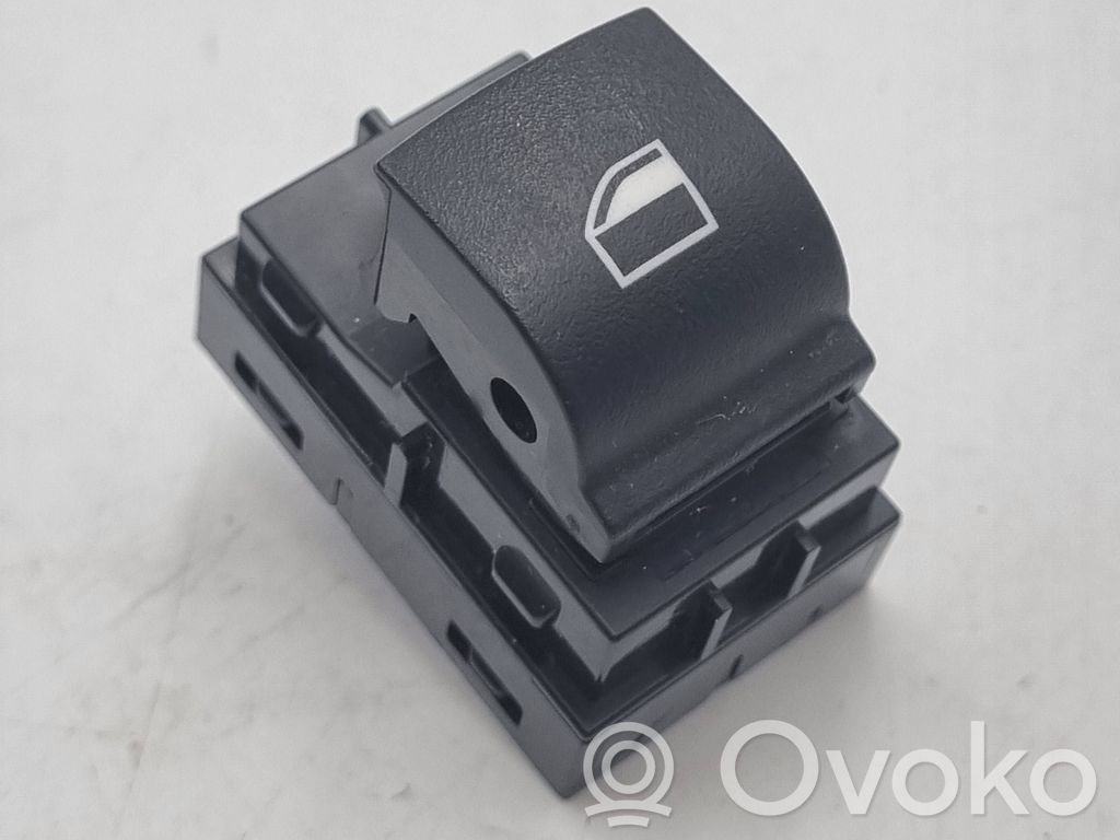 BMW 1 F20 F21 Electric window control switch 