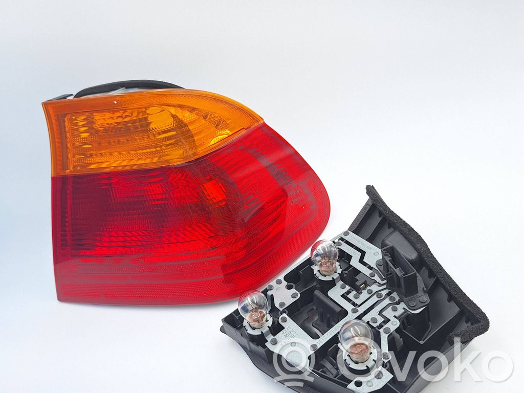 BMW 3 E46 Rear/tail lights 