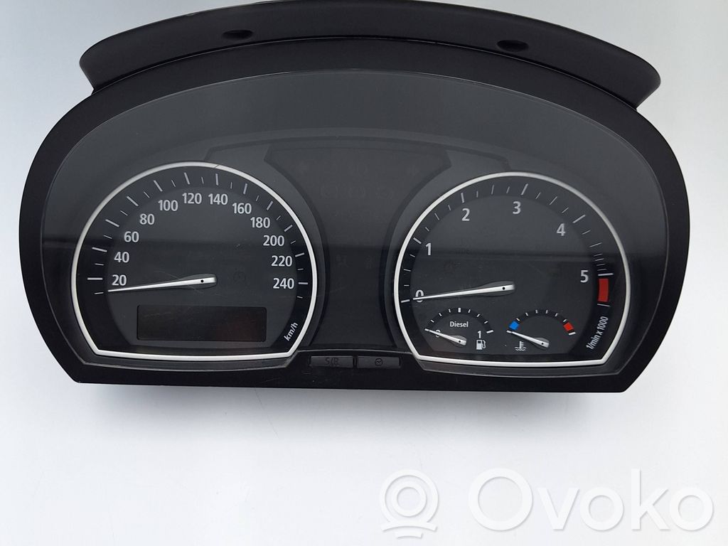 BMW X3 E83 Speedometer (instrument cluster) 