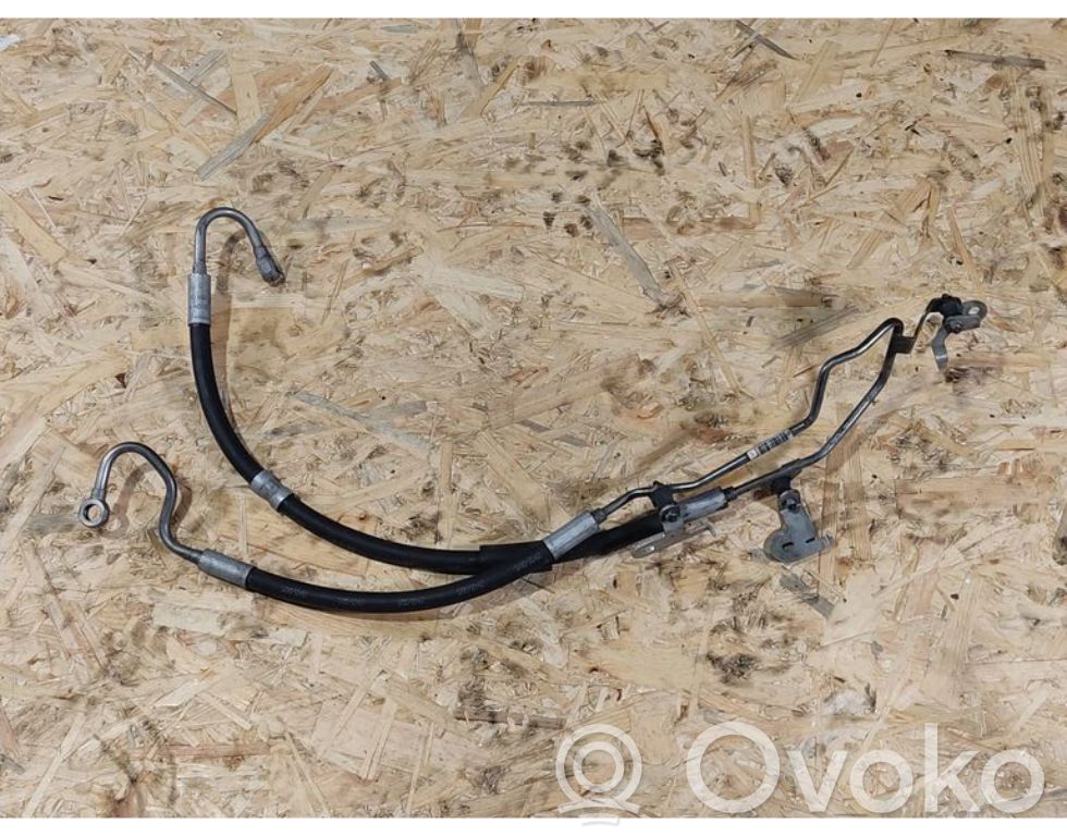 BMW X5 E70 Ohjaustehostimen letkusto 