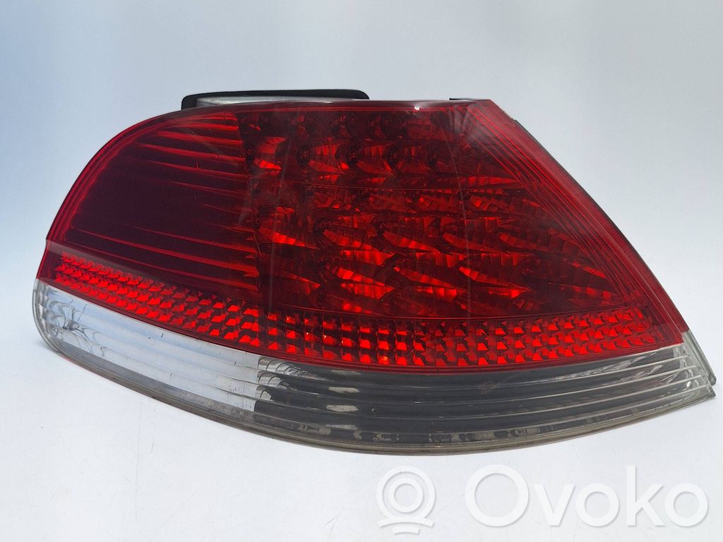 BMW 7 E65 E66 Galinis žibintas kėbule 
