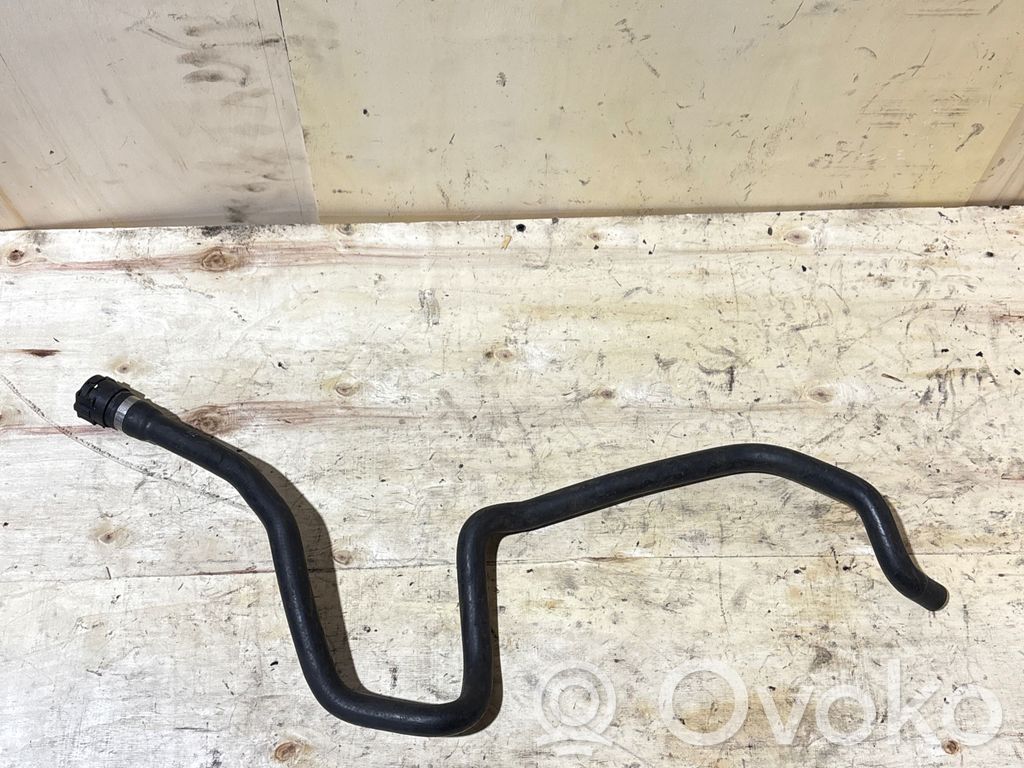 BMW 5 E39 Engine coolant pipe/hose 