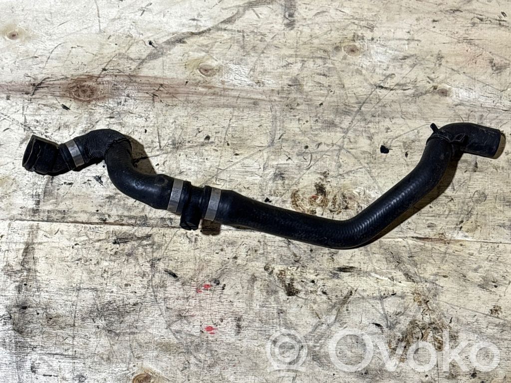 BMW X3 E83 Engine coolant pipe/hose 