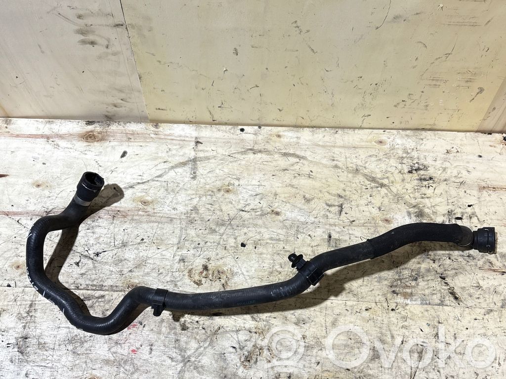BMW 1 E81 E87 Engine coolant pipe/hose 