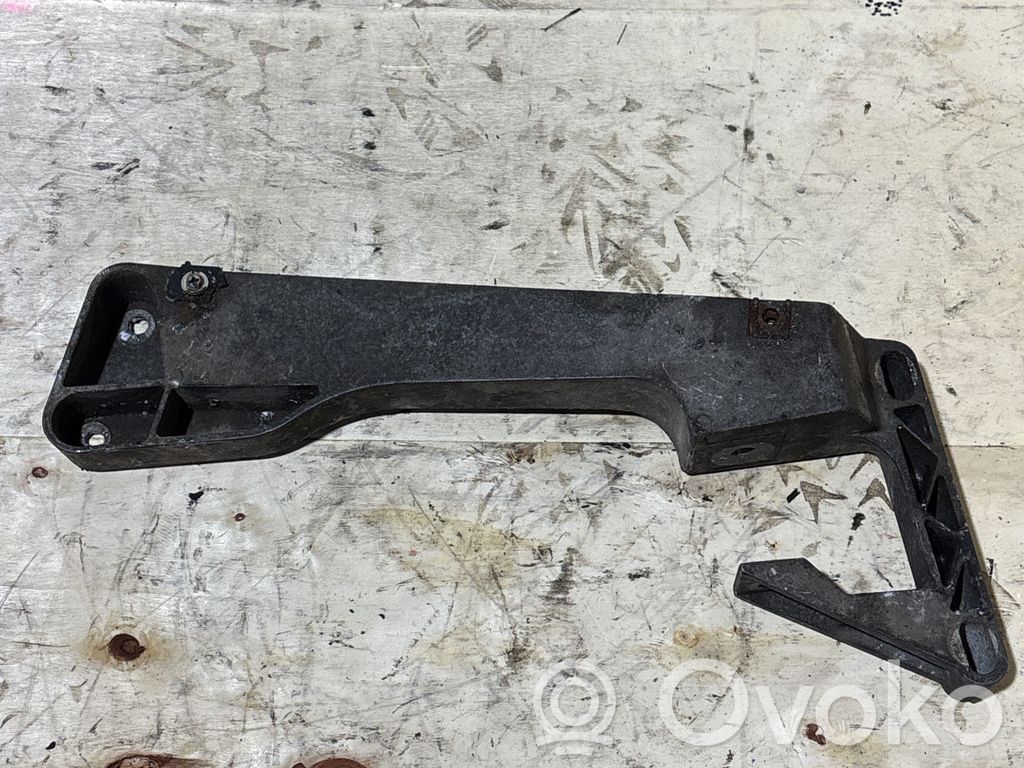 BMW 3 E46 Gearbox mounting bracket 