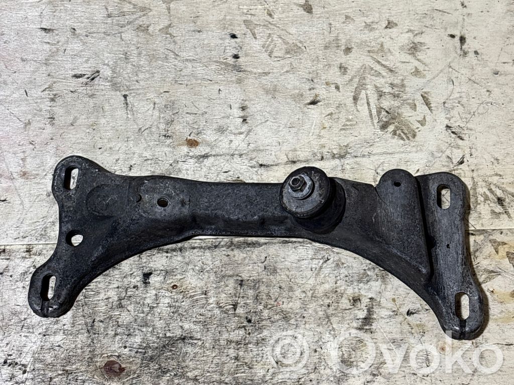 BMW 3 E46 Gearbox mounting bracket 