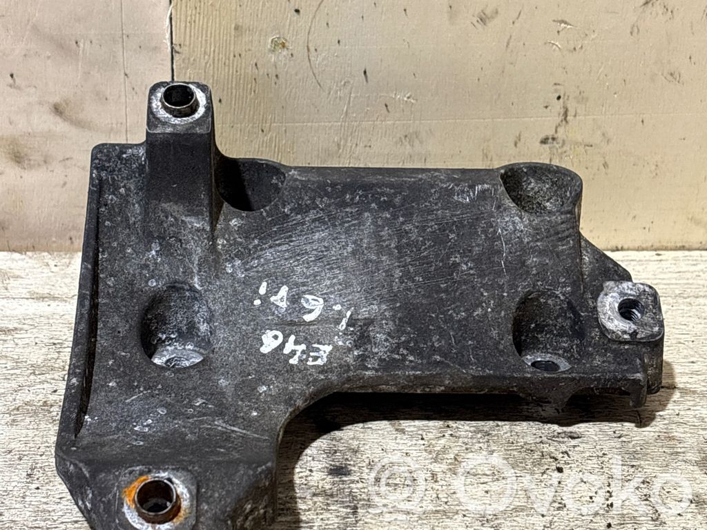 BMW 3 E46 A/C compressor mount bracket 