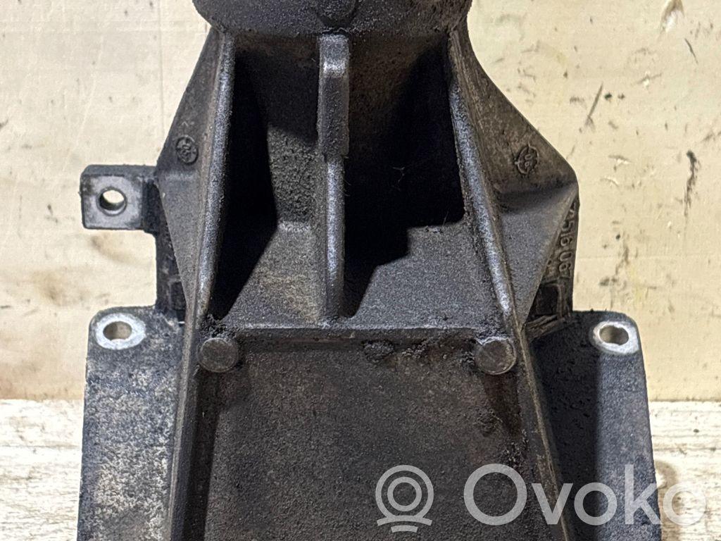 BMW X3 E83 Driveshaft support bearing bracket 