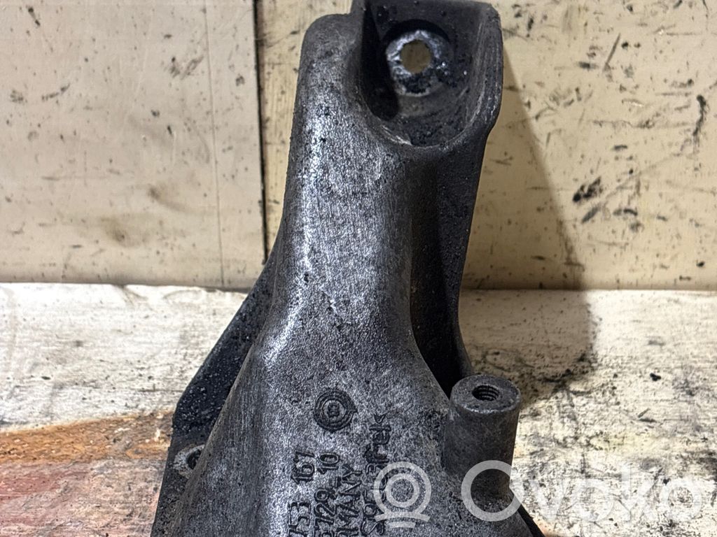 Soporte de montaje del motor (Usadas)   6753167,22116753167,22116765965