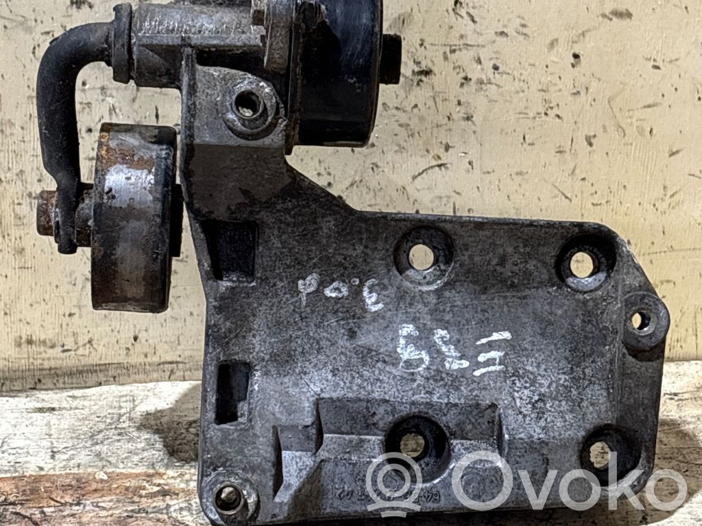 BMW 5 E39 Halterung Klimakompressor 