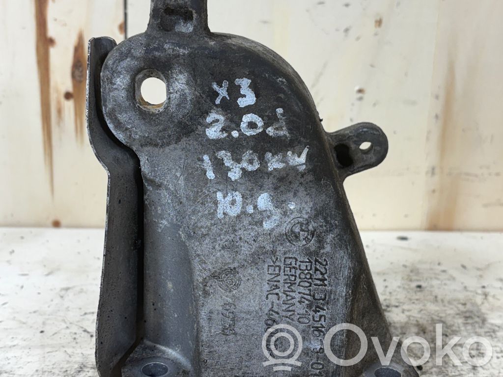 BMW X3 E83 Engine mounting bracket 