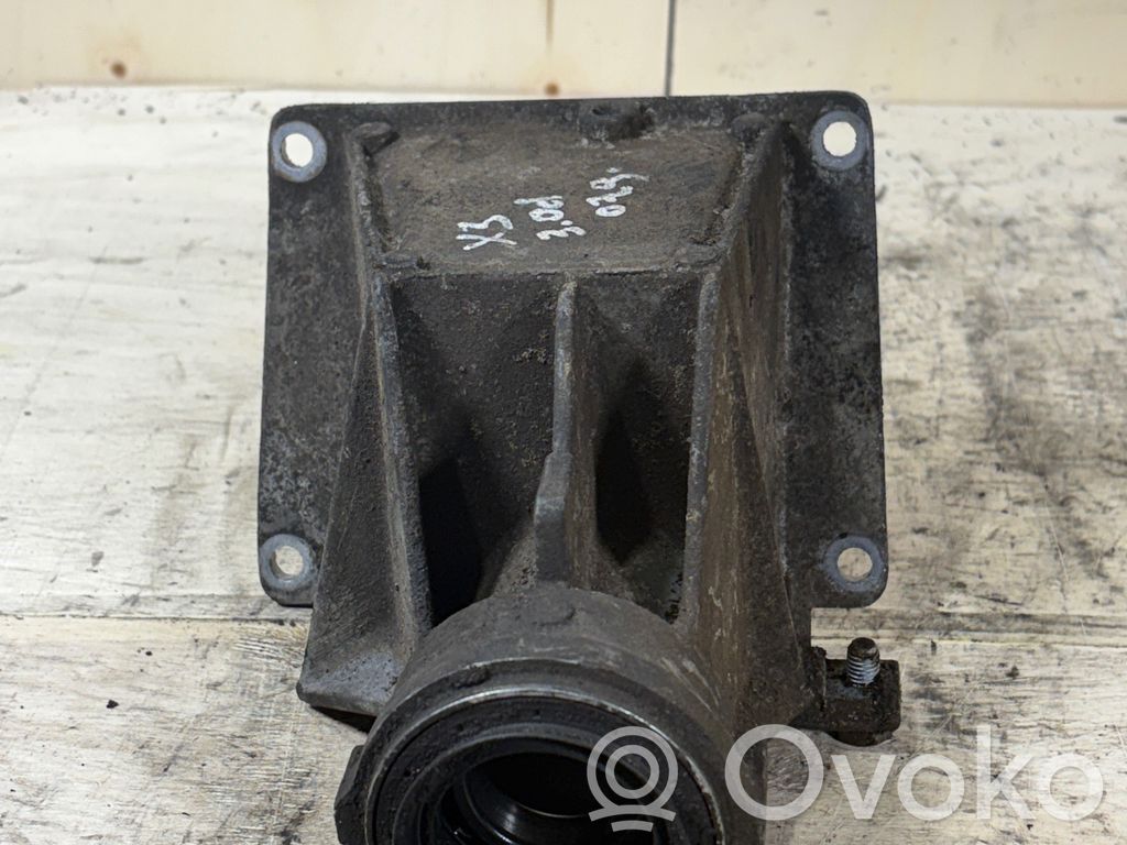 BMW X3 E83 Driveshaft support bearing bracket 