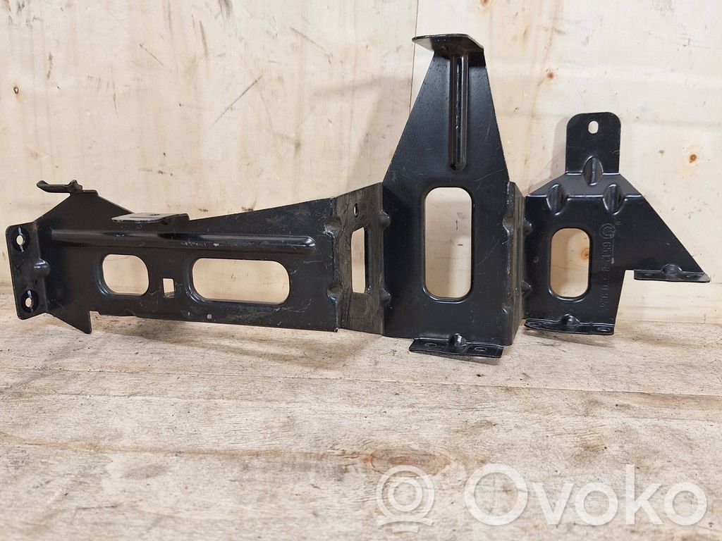 Navigation GPS unit bracket/holder   8370924,65128370924