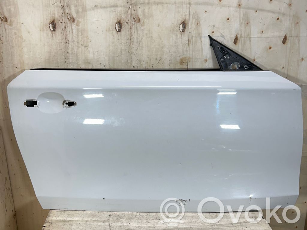 BMW 1 E82 E88 Priekinės durys (dvidurio) 