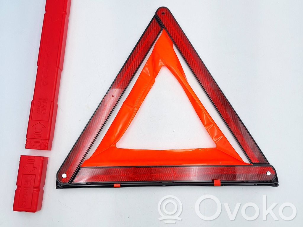 BMW 5 F10 F11 Triangle d'avertissement 