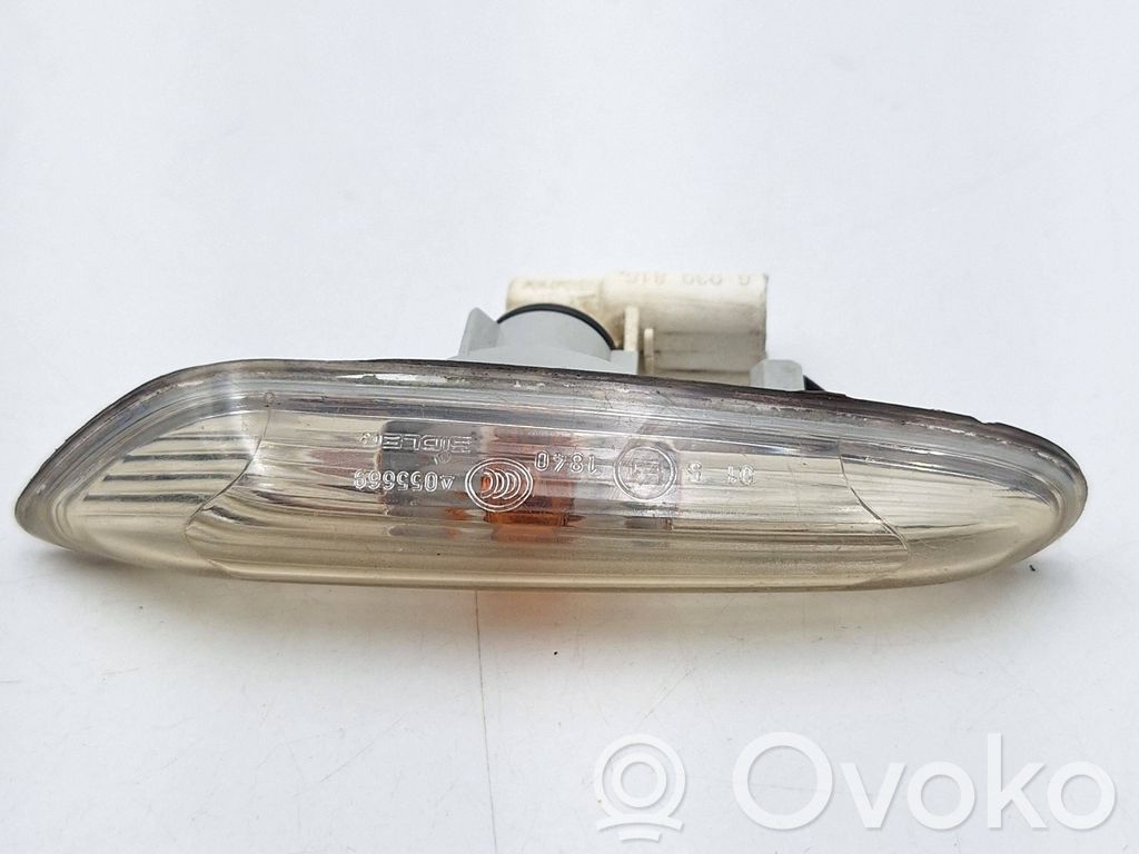 BMW 1 E81 E87 Front fender indicator light 