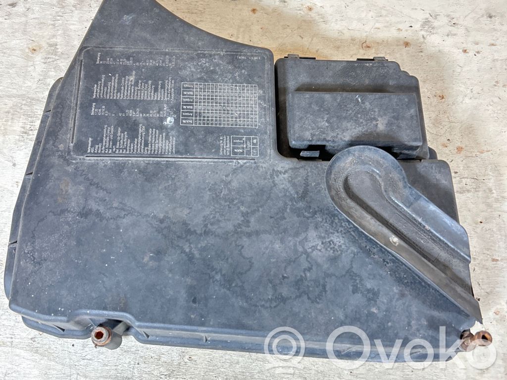 BMW 7 E38 Sulakerasian kansi 