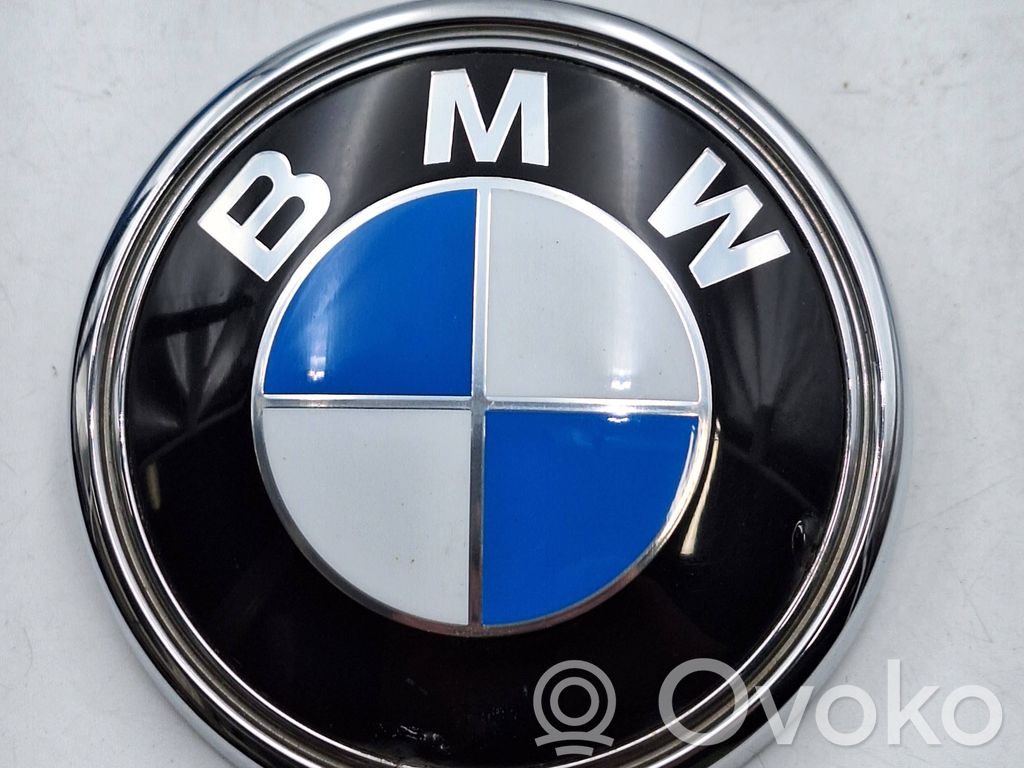 BMW X3 E83 Ražotāja emblēma 