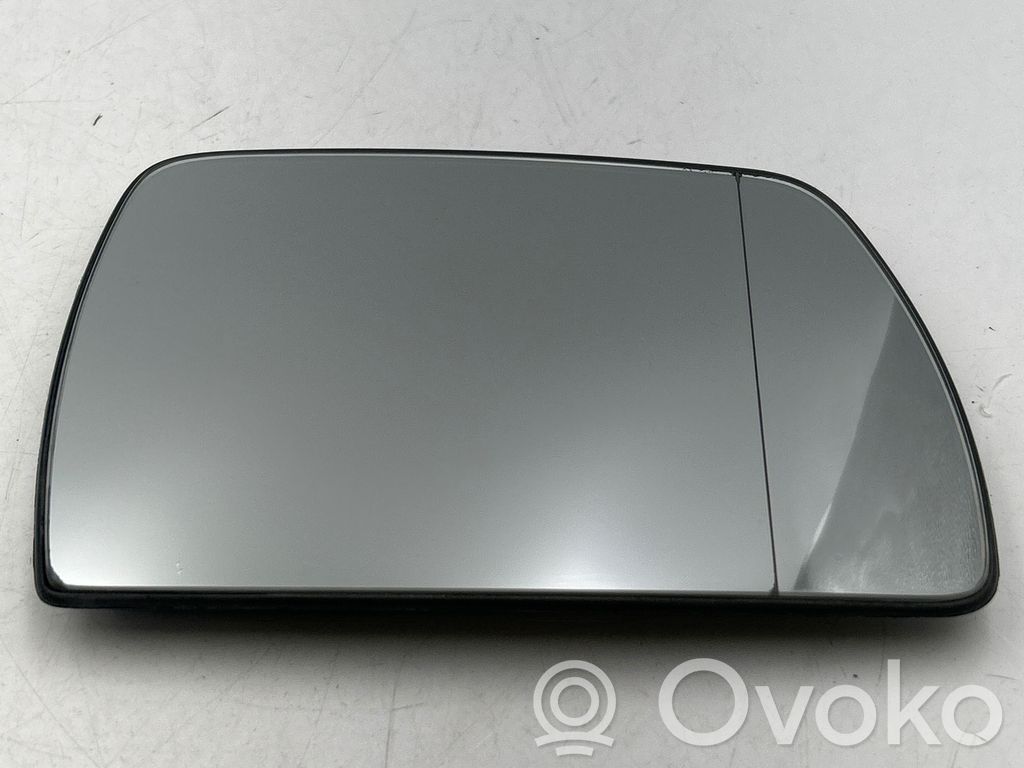 BMW X3 E83 Veidrodėlio stiklas 