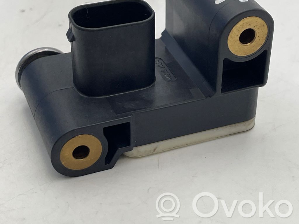 Sensor impacto/accidente para activar Airbag   6911003,65776911003