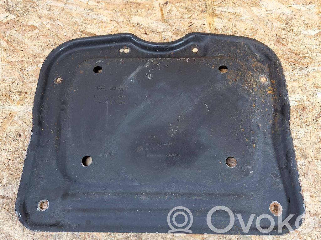 Engine splash shield/under tray   6795159,31116795159