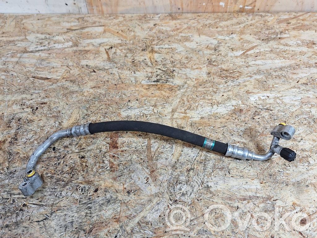 BMW X3 E83 Ilmastointilaitteen putki (A/C) 
