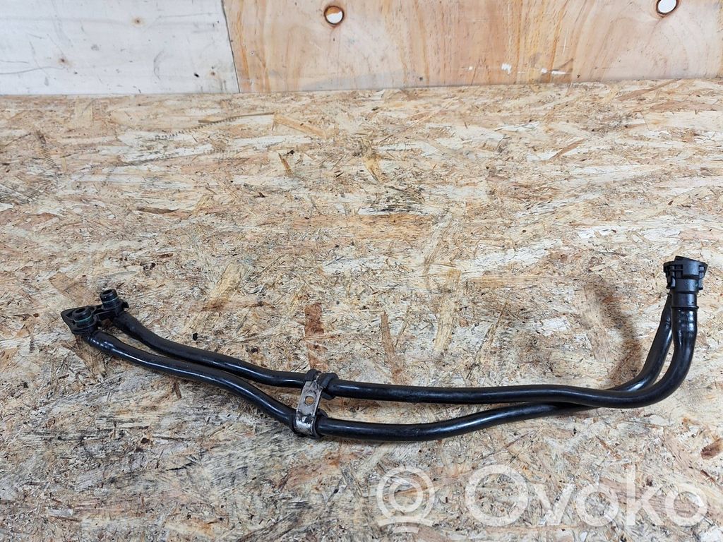 BMW 7 F01 F02 F03 F04 Engine coolant pipe/hose 