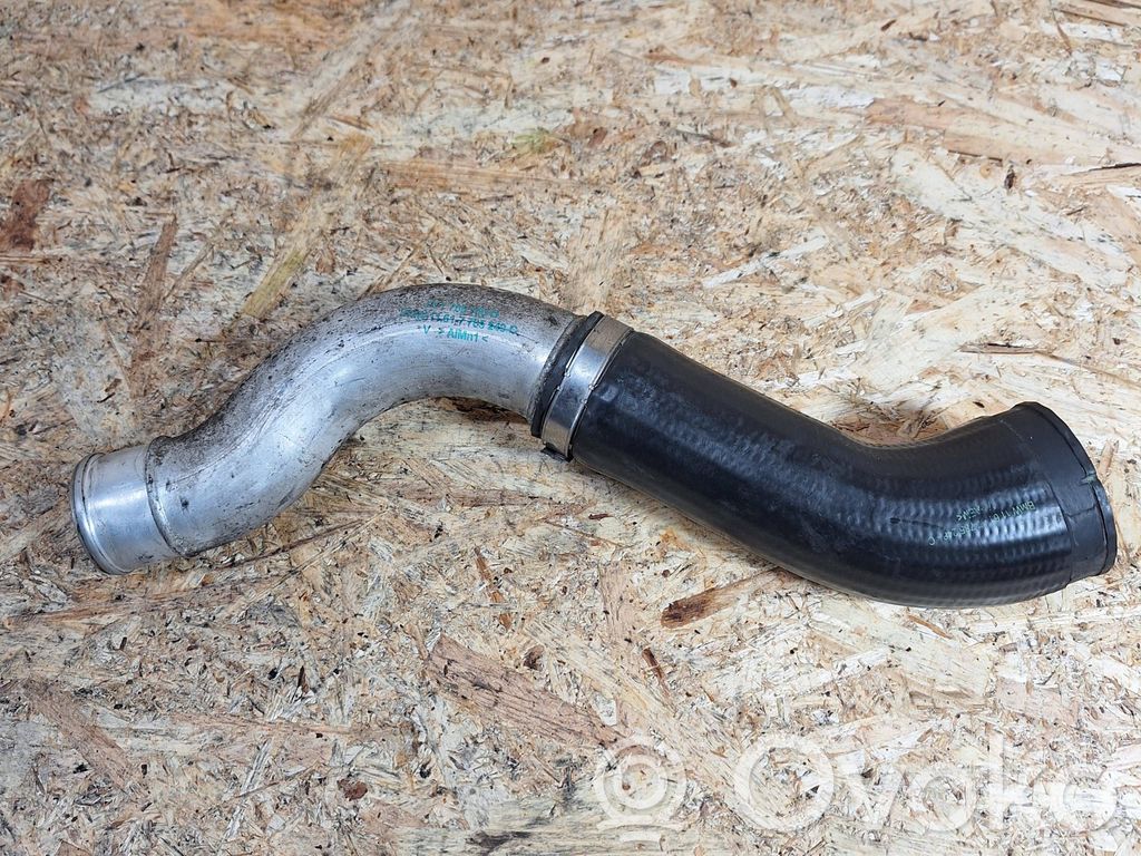 BMW 5 E39 Intercooler hose/pipe 