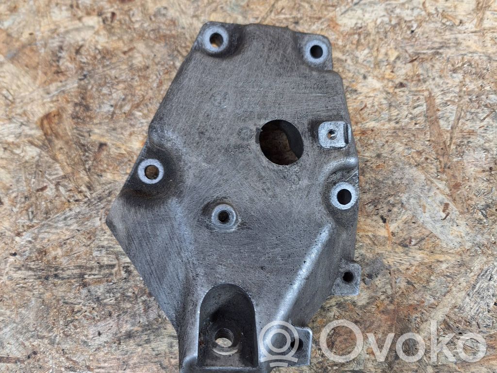Engine mounting bracket   3451673,22113351673
