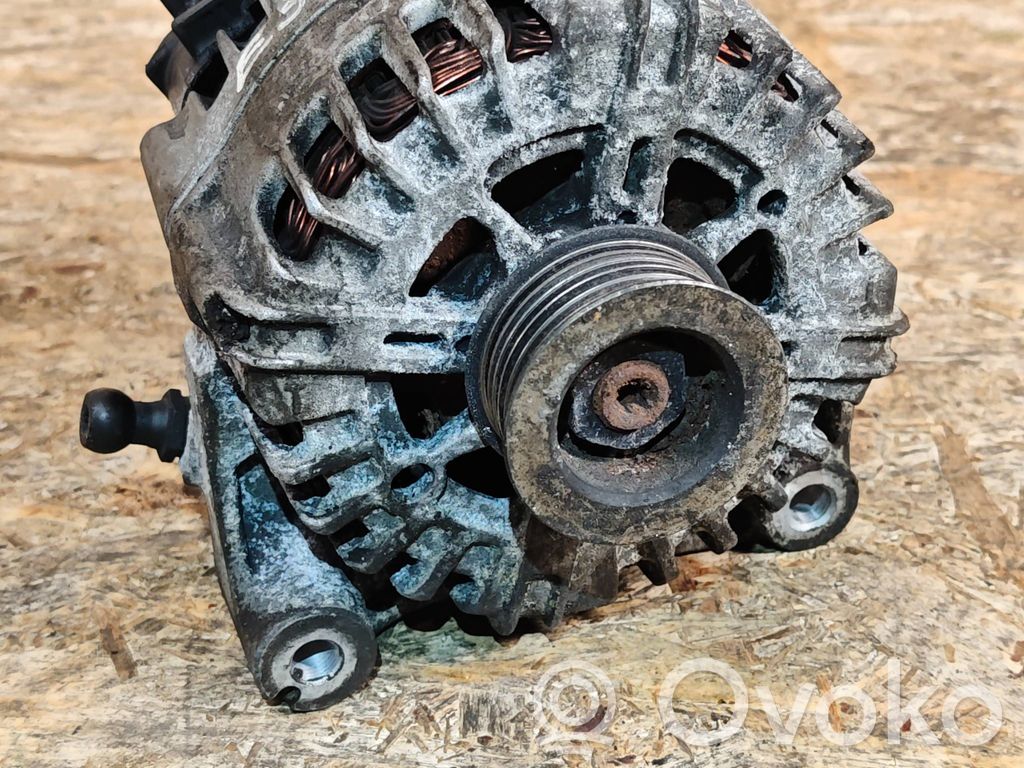 BMW 3 E90 E91 Generator/alternator 