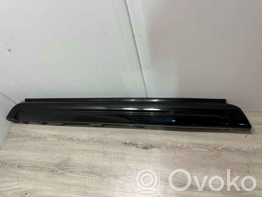 BMW X3 E83 Sill 