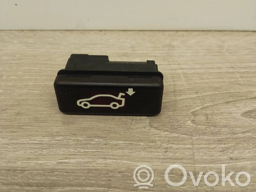BMW 7 E65 E66 Tailgate/boot open switch button 