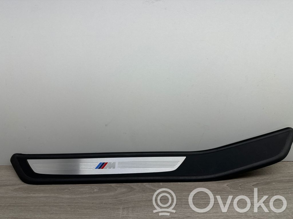 BMW 7 F01 F02 F03 F04 Listwa progowa tylna 