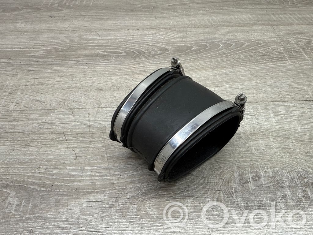 BMW 7 F01 F02 F03 F04 Ilmanoton kanavan osa 