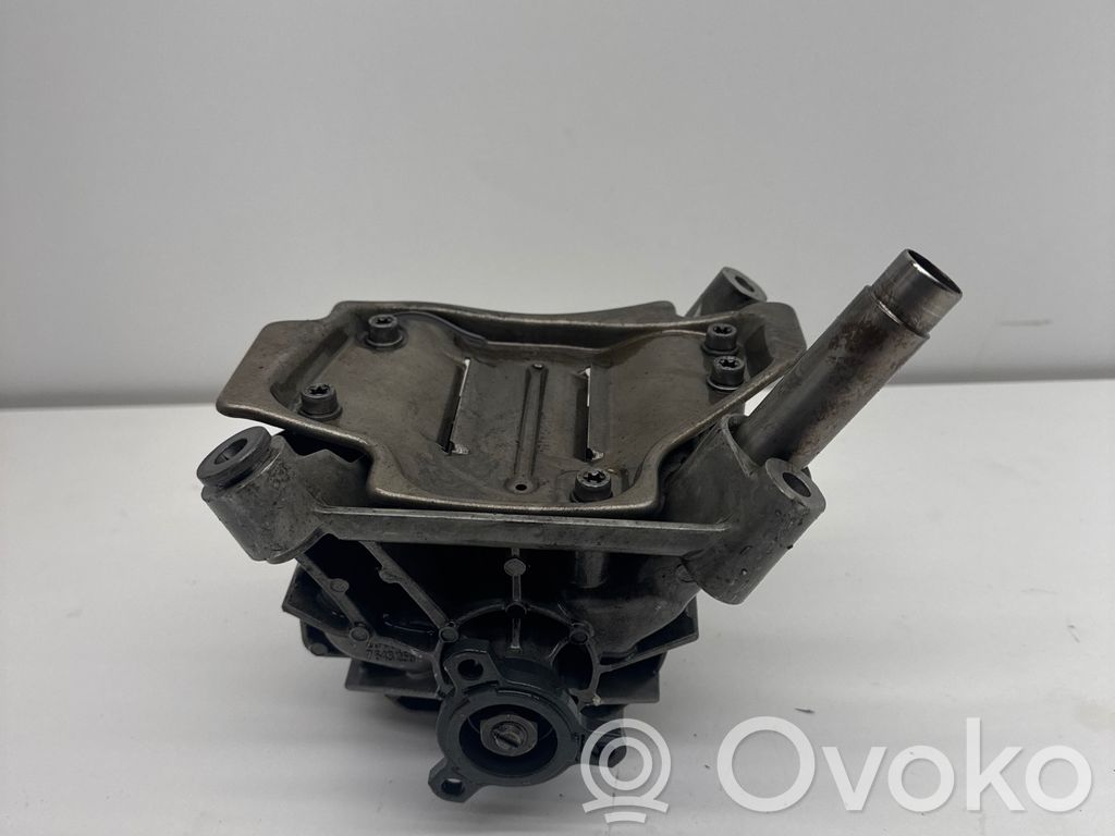 BMW 7 F01 F02 F03 F04 Oil pump 