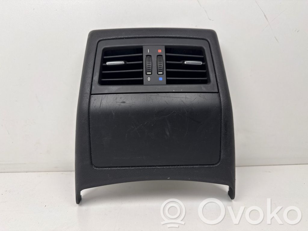 Rear air vent grill   7132381,58450713