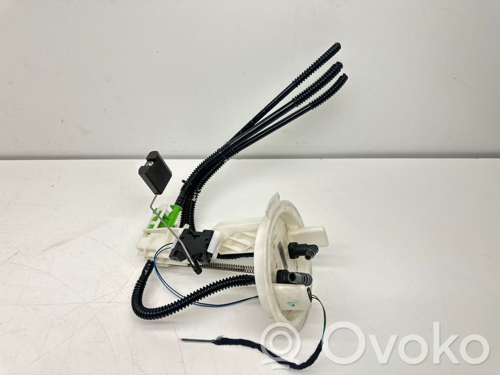 Mercedes-Benz C W204 Sensore di livello del carburante 