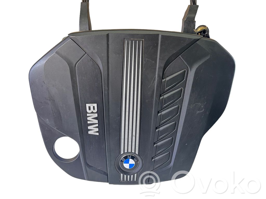 Engine cover (trim)   7811027,7812061