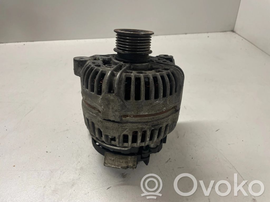 BMW 5 E60 E61 Ģenerators 