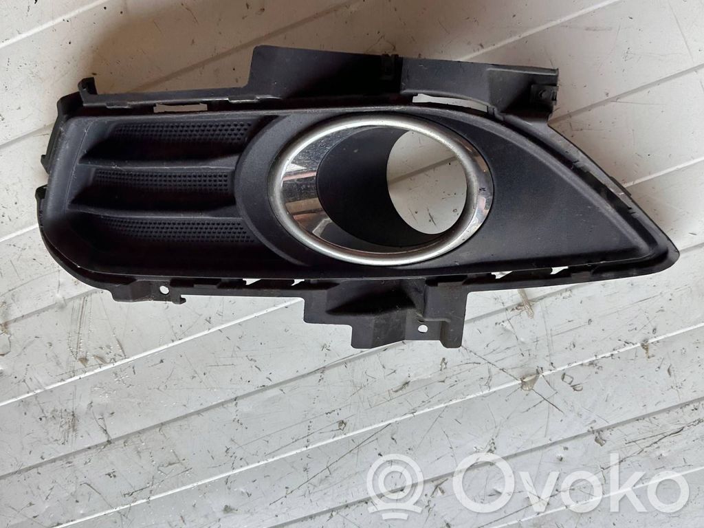 Ford Mondeo MK V Mascherina inferiore del paraurti anteriore 