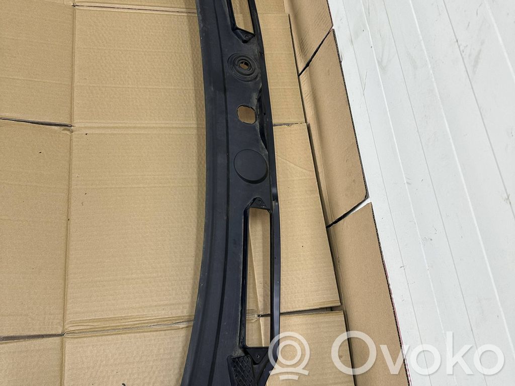 Wiper trim