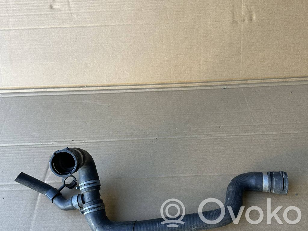 Audi A5 8T 8F Conductă/furtun lichid de răcire motor 