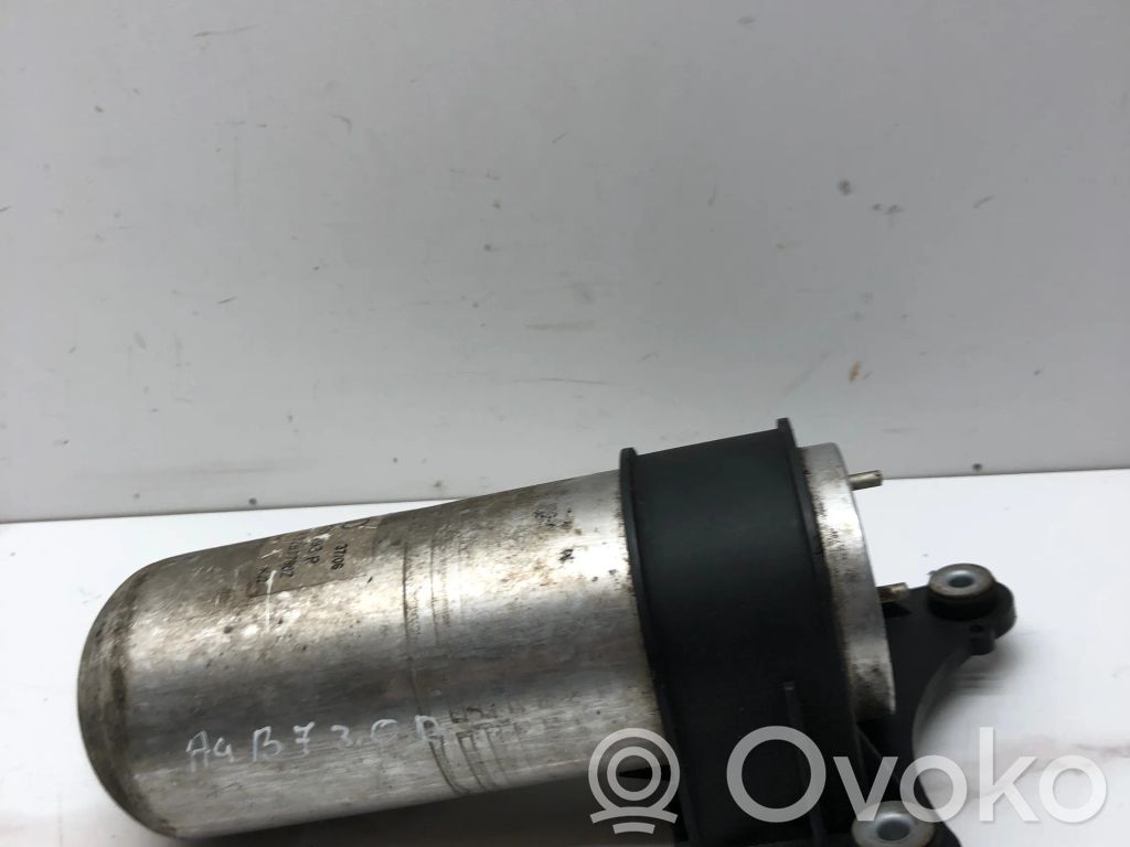Audi A4 S4 B7 8E 8H Osuszacz powietrza klimatyzacji A/C 